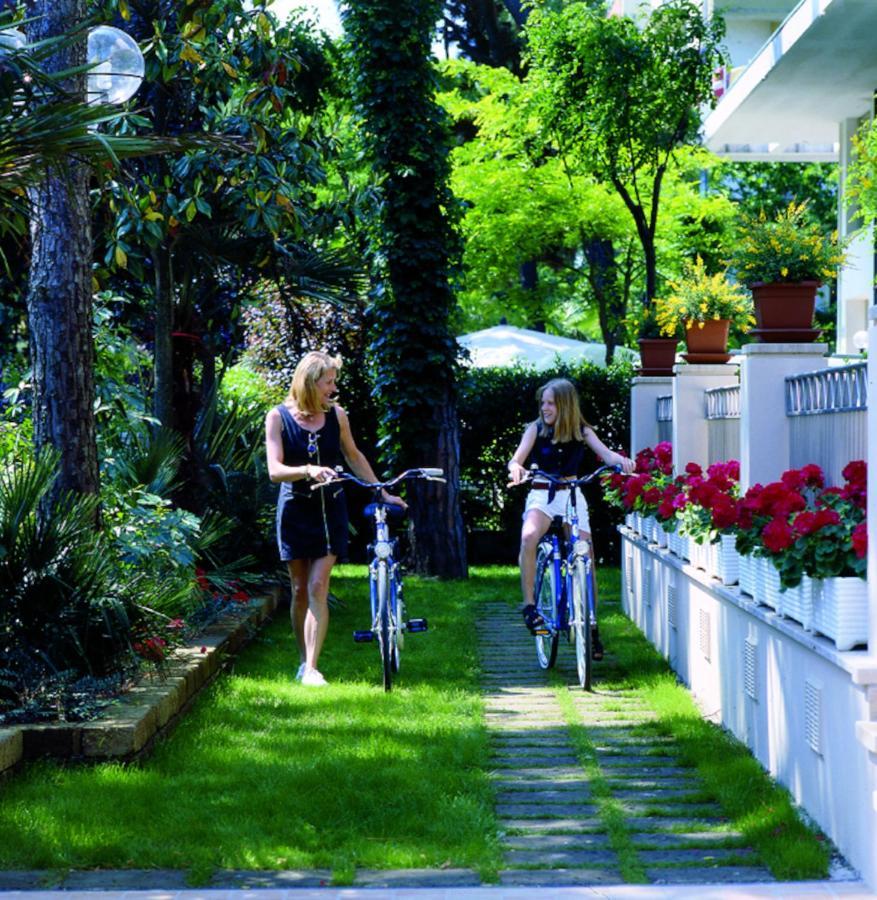 Hotel Fenice Gluten Free Milano Marittima Esterno foto