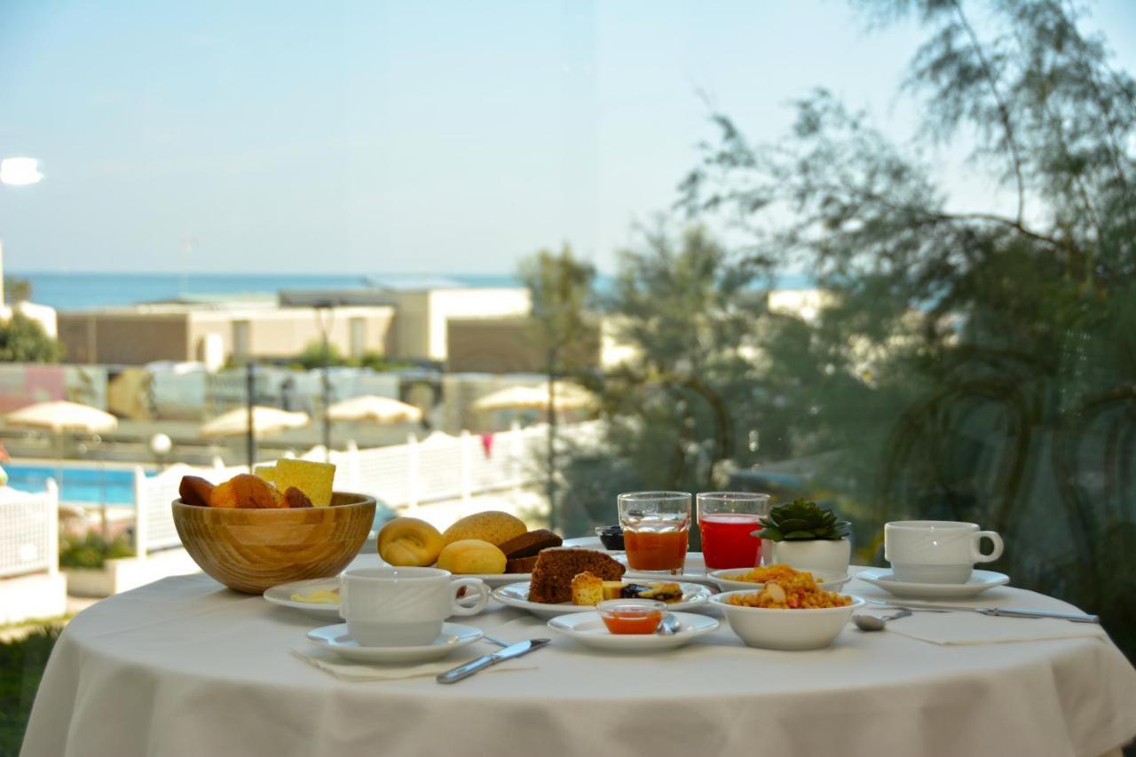 Hotel Fenice Gluten Free Milano Marittima Esterno foto