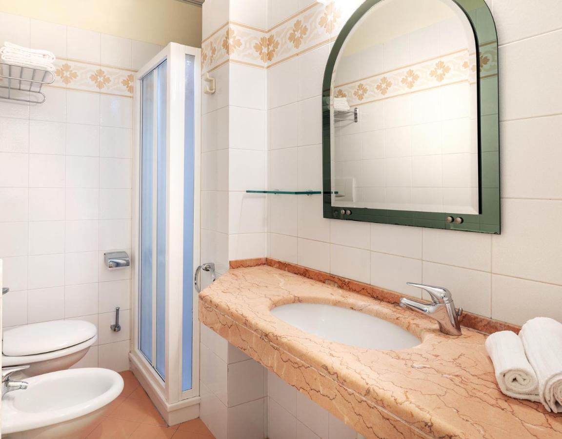 Hotel Fenice Gluten Free Milano Marittima Esterno foto