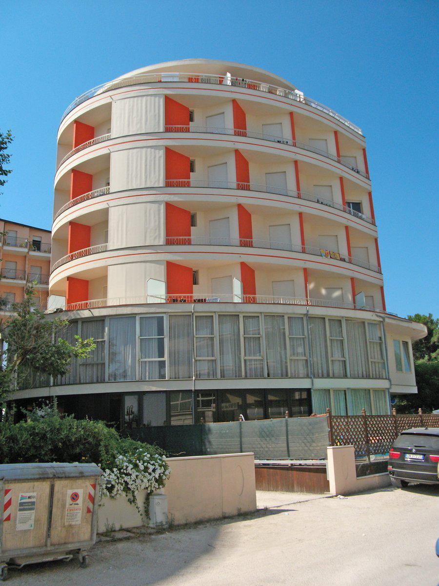 Hotel Fenice Gluten Free Milano Marittima Esterno foto