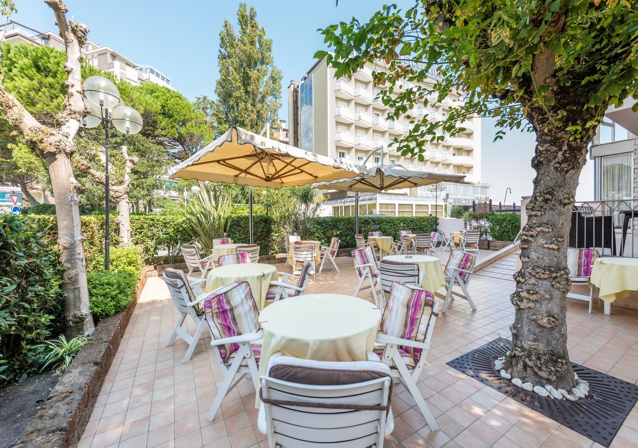 Hotel Fenice Gluten Free Milano Marittima Esterno foto