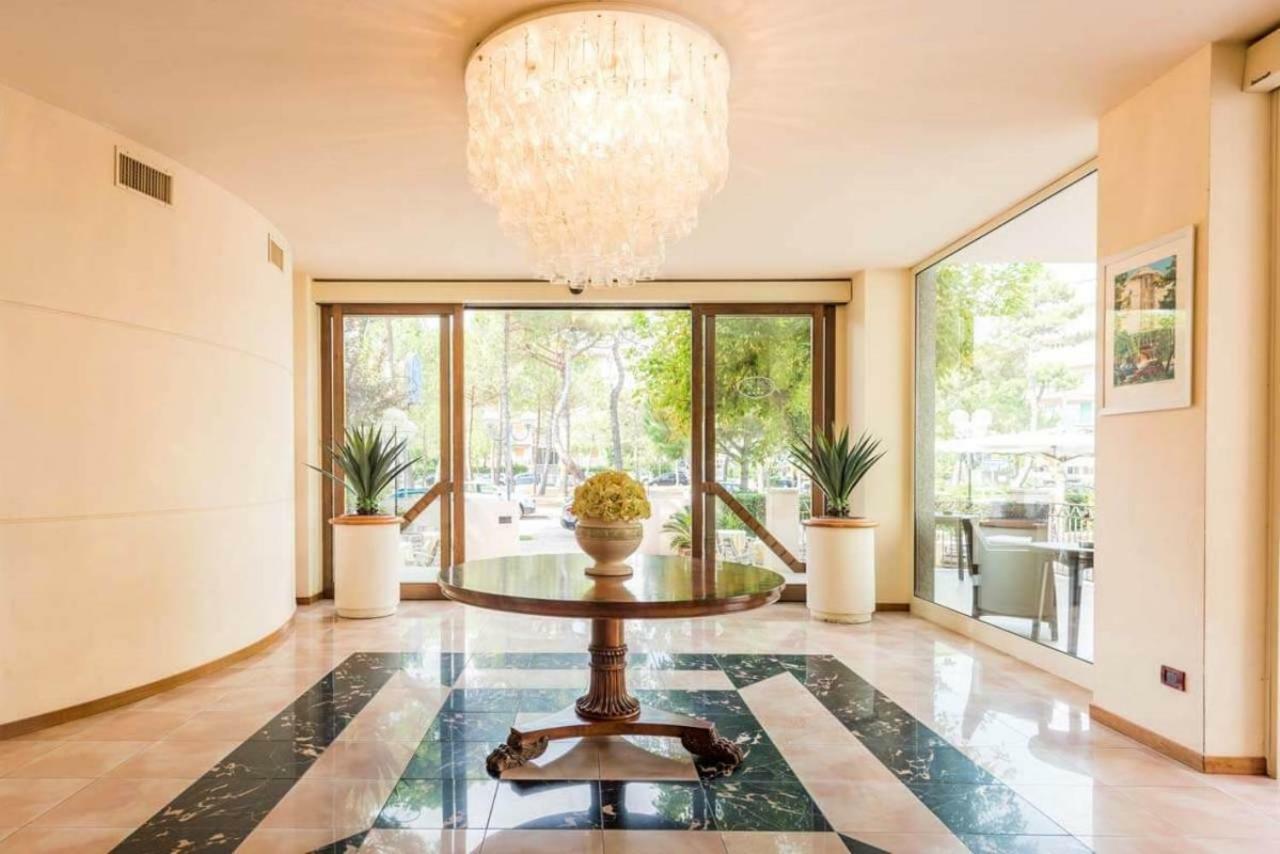 Hotel Fenice Gluten Free Milano Marittima Esterno foto